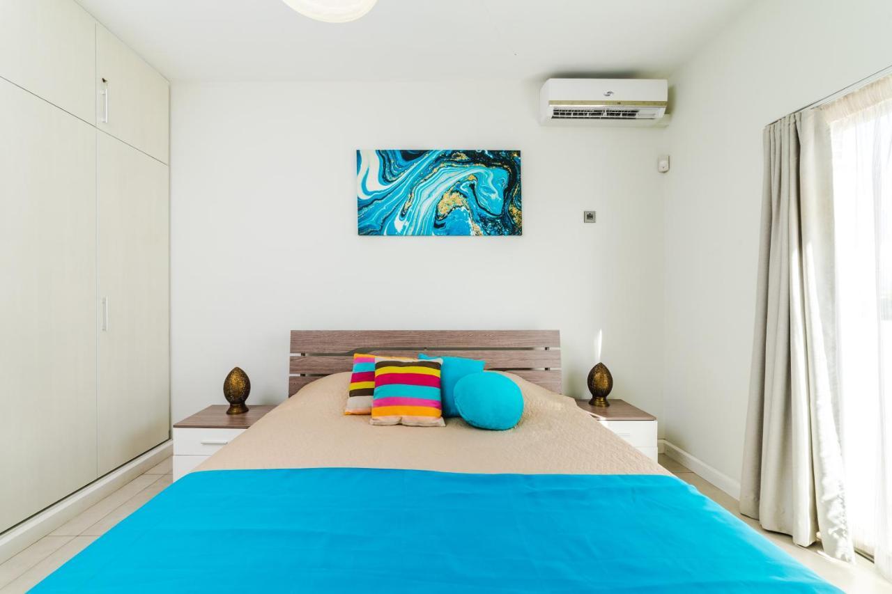 Beachcove Apartment 9 In Pereybere Pereybere Beach Exterior foto